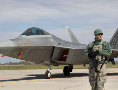 ΗΠΑ: Το F-22 θα παραμείνει επιχειρησιακό για ακόμη 43 χρόνια!